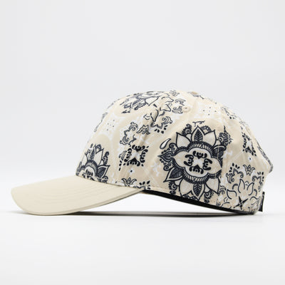 Karl Kani Signature Paisley Cap off white - Shop-Tetuan