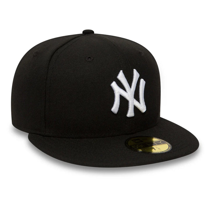 New Era Essential 59Fifty NY Yankees black/white - Shop-Tetuan