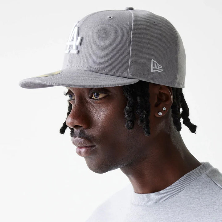 New Era Essential 59Fifty LA Dodgers gray/white - Shop-Tetuan