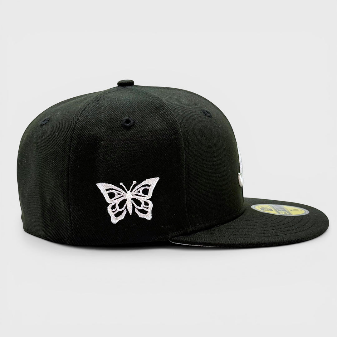 New Era Essential Butterfly 59Fifty A Braves black/white - Shop-Tetuan