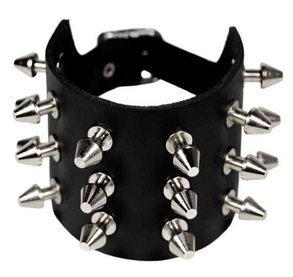 3 Row Spiked Leather Wristband black (Kopio)