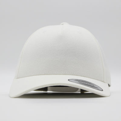 The Classics Yupoong 5-panel Premium Curve snapback white