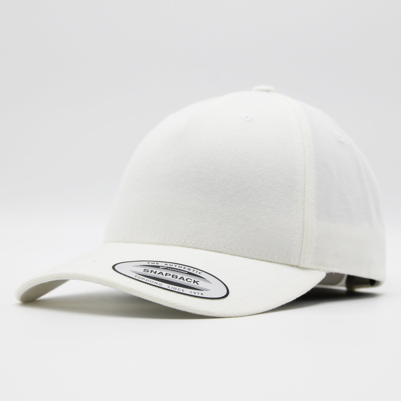 The Classics Yupoong 5-panel Premium Curve snapback white