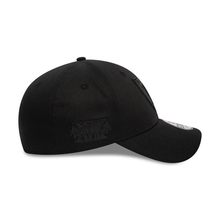 New Era Monochrome 39Thirty LV Raiders Stretch Fit Cap black - Shop-Tetuan