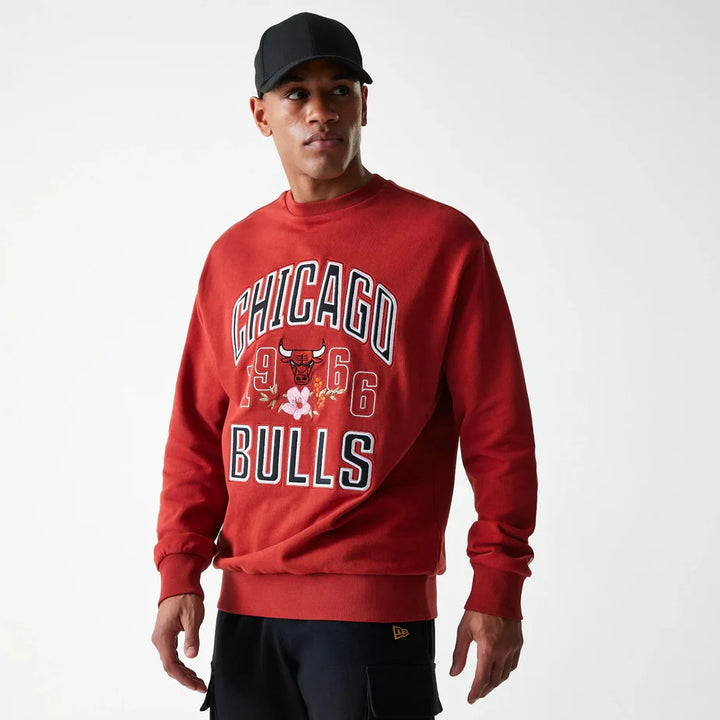 New Era NBA Floral Oversized Crew Neck Sweater Chicago Bulls red