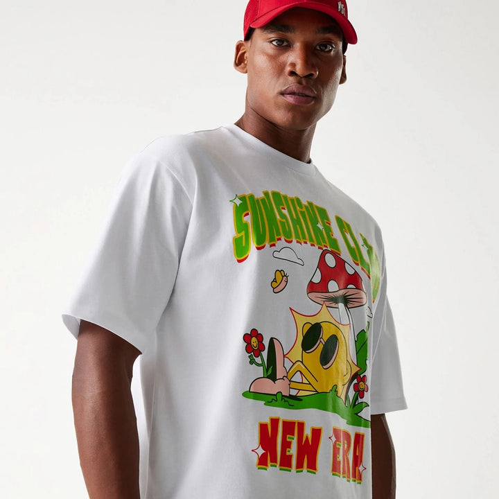 New Era Outdoor Graphic Oversized tee white - Shop-Tetuan