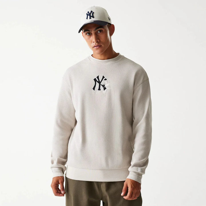 New Era MLB Waffle Oversized Crew Neck Sweater cream - Shop-Tetuan