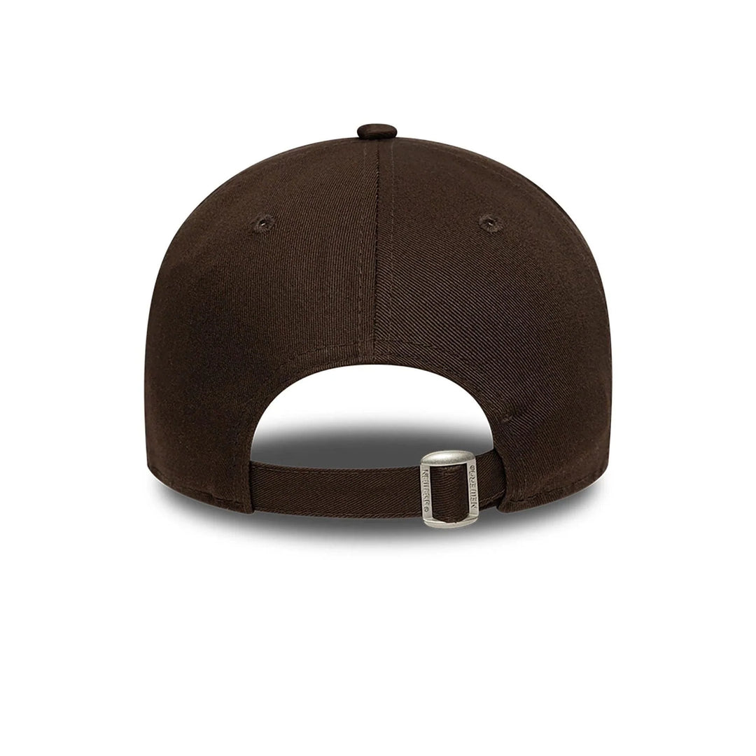 New Era 9Twenty Trust The Process Slogan dark brown
