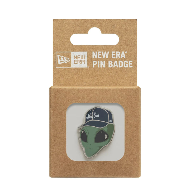 New Era Alien Black Pin Badge - Shop-Tetuan