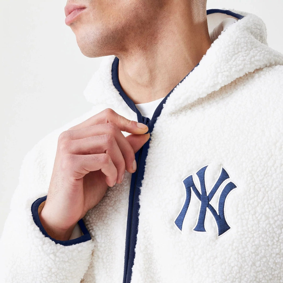 New Era MLB Open Hooded Sherpa jacket NY Yankkes white