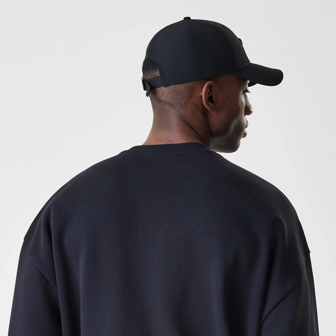 New Era  NBA Linear Crew Neck Sweater C Bulls black