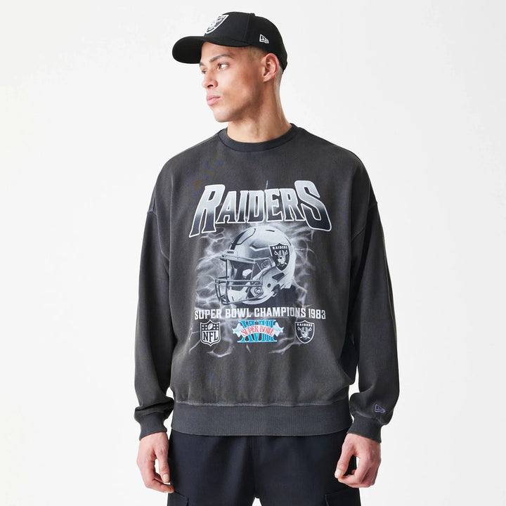 New Era NFL Washed Boxy Oversized Crew Neck Sweater LV Raiders black