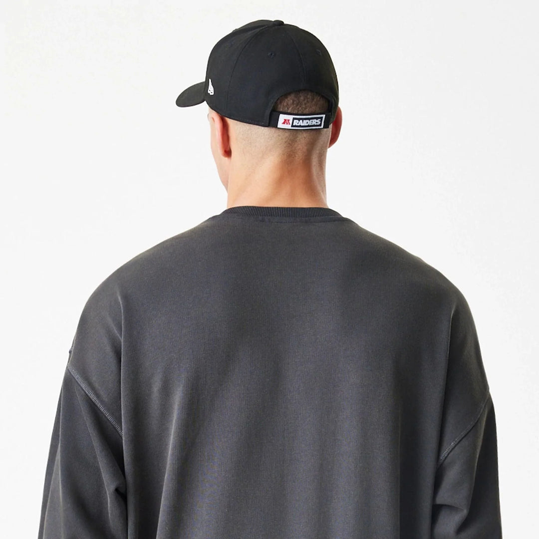 New Era NFL Washed Boxy Oversized Crew Neck Sweater LV Raiders black