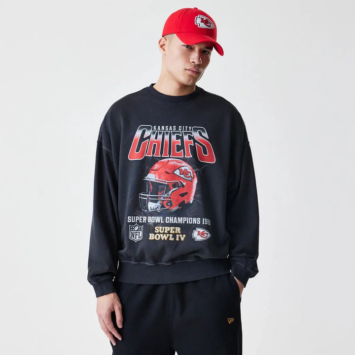 New Era NFL Washed Boxy Oversized Crew Neck Sweater KC Chiefs black