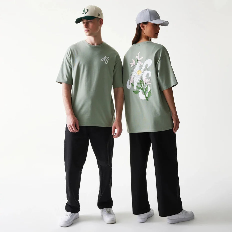 New Era Floral Graphic Oversized tee pastel green - Shop-Tetuan
