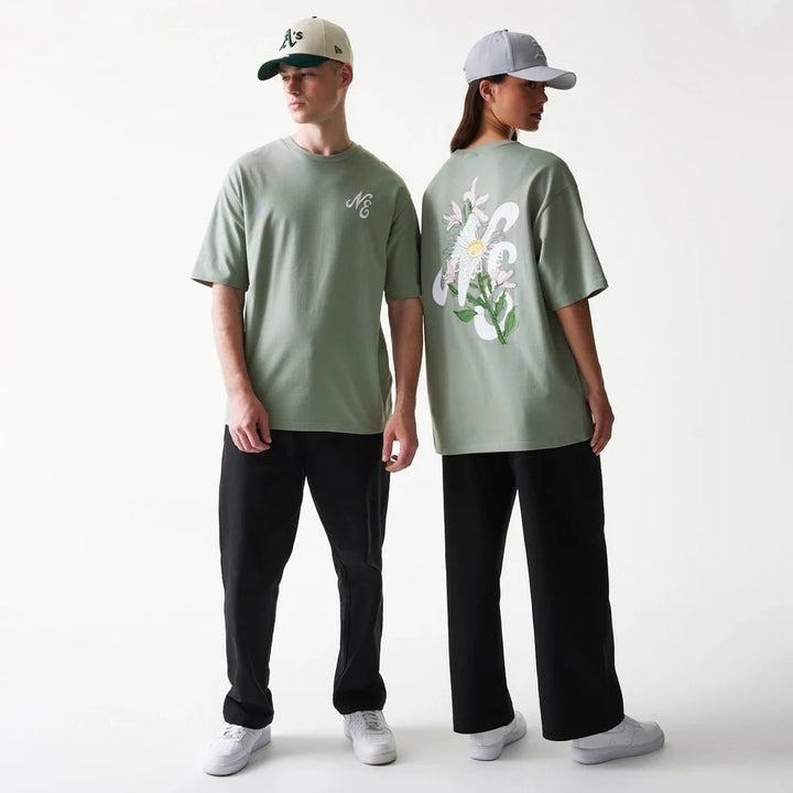 New Era Floral Graphic Oversized tee pastel green - Shop-Tetuan