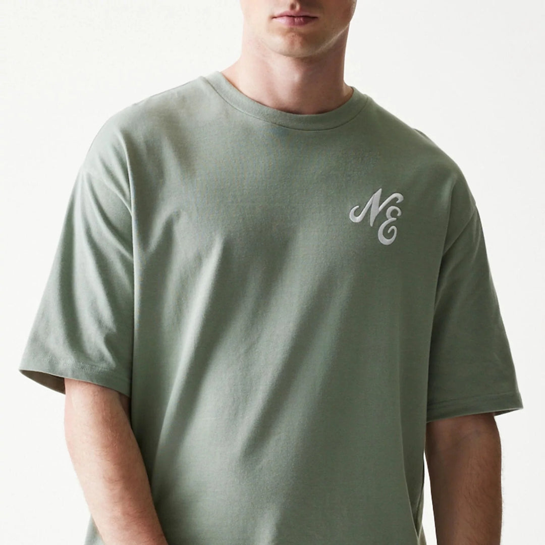 New Era Floral Graphic Oversized tee pastel green - Shop-Tetuan
