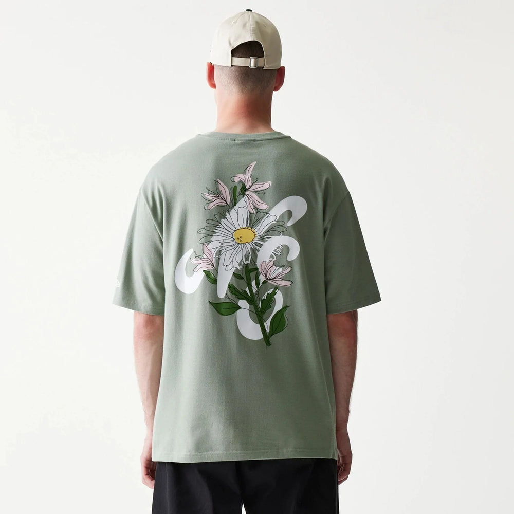 New Era Floral Graphic Oversized tee pastel green - Shop-Tetuan