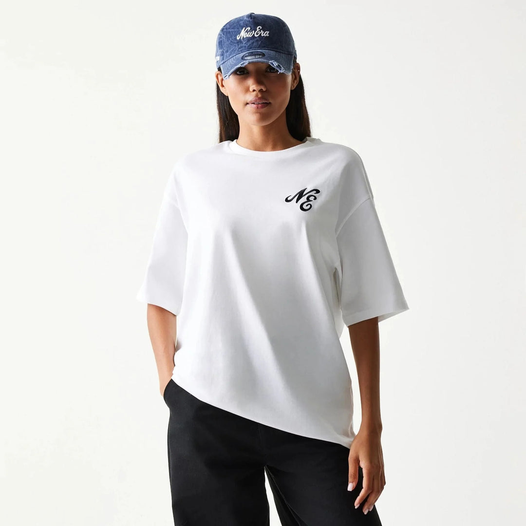 New Era Floral Graphic Oversized tee white - Shop-Tetuan