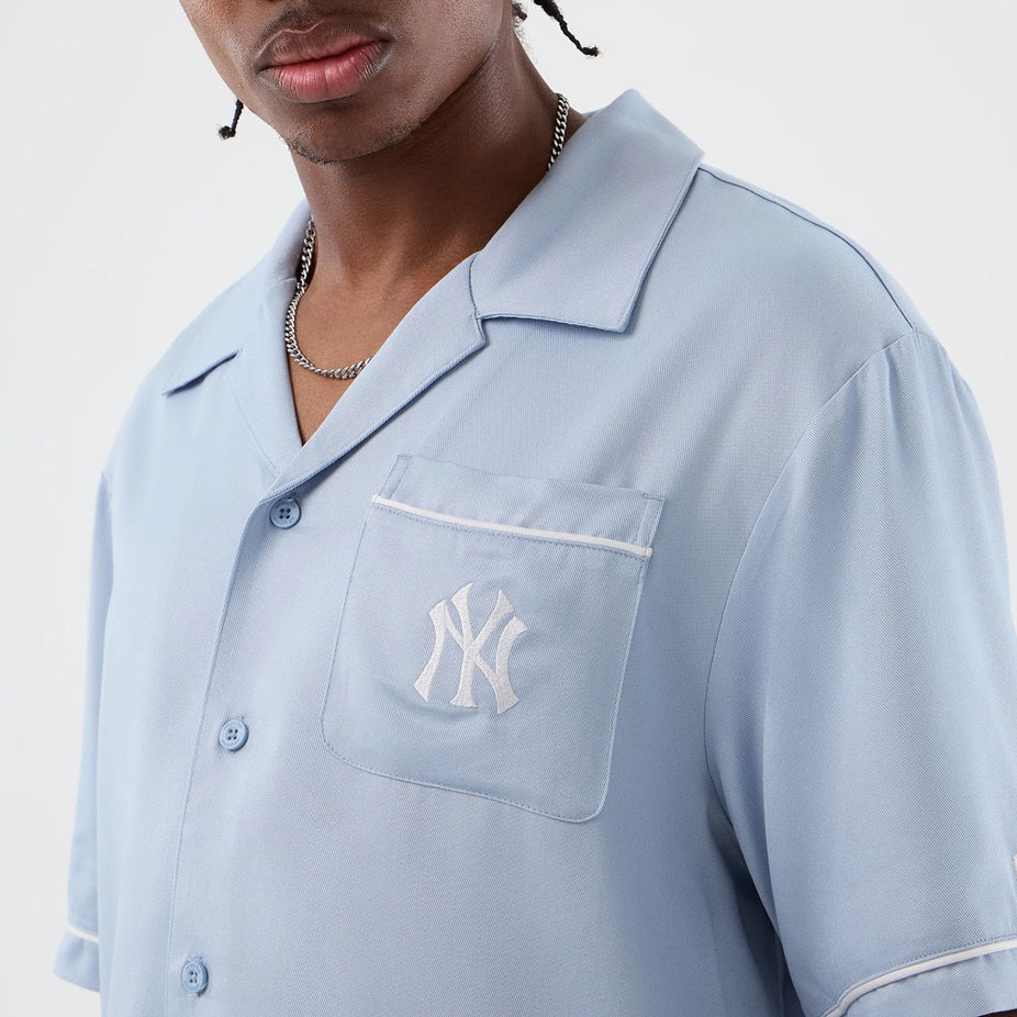 Mew Era MLB Graphic Revere NY Yankees SS Shirt pastel blue