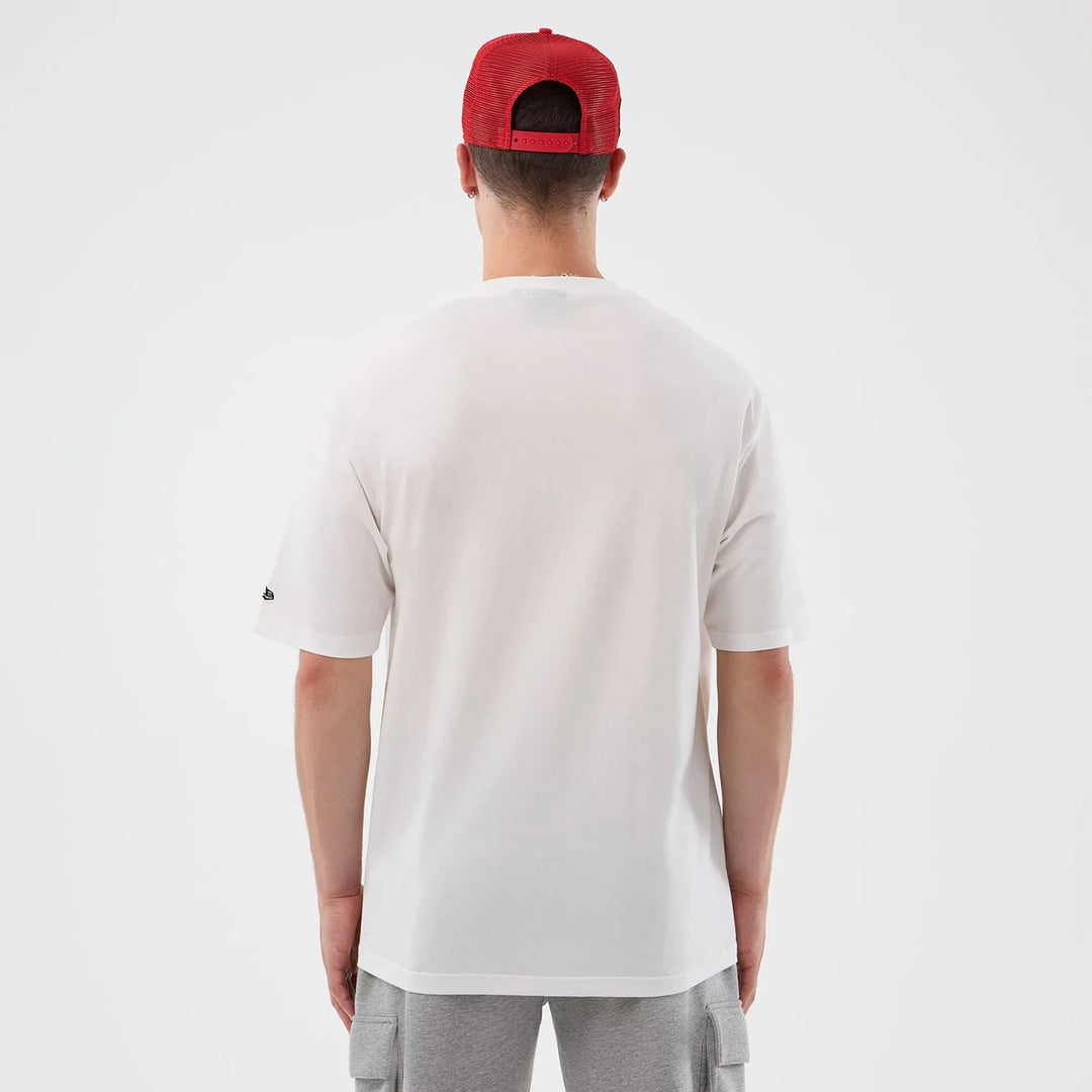 New Era NBA Basketball Graphic Oversized tee C Bulls white - Shop-Tetuan
