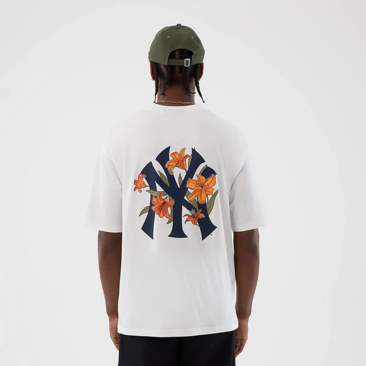 New Era MLB Floral Oversized tee NY Yankees white - Shop-Tetuan