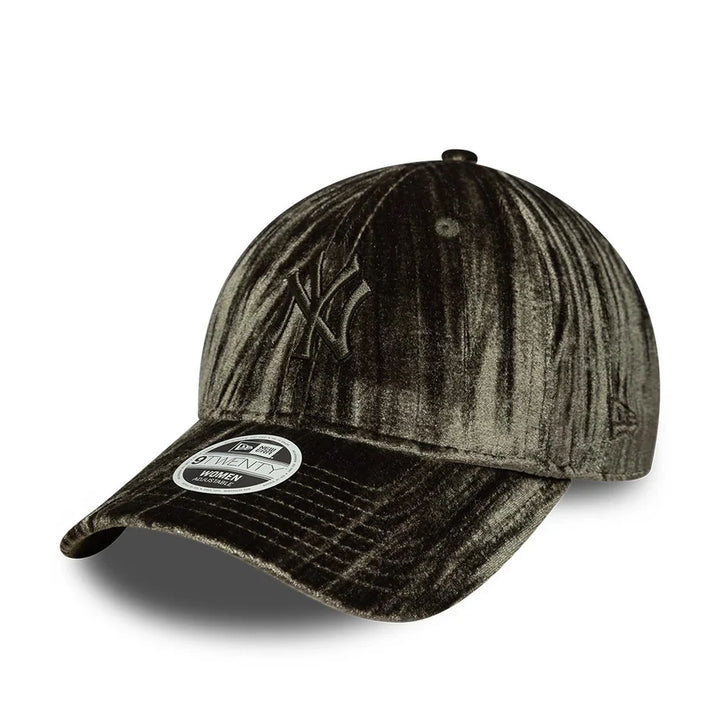 New Era MLB Velour 9Twenty NY Yankees green