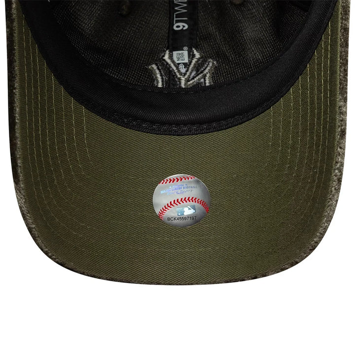 New Era MLB Velour 9Twenty NY Yankees green