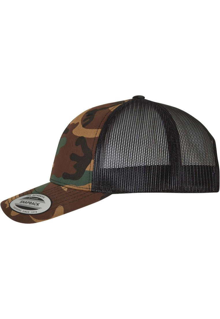 The Classics Yupoong Retro trucker cap camo/black - Shop-Tetuan