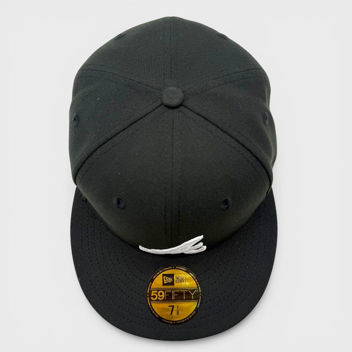New Era Essential Butterfly 59Fifty A Braves black/white - Shop-Tetuan
