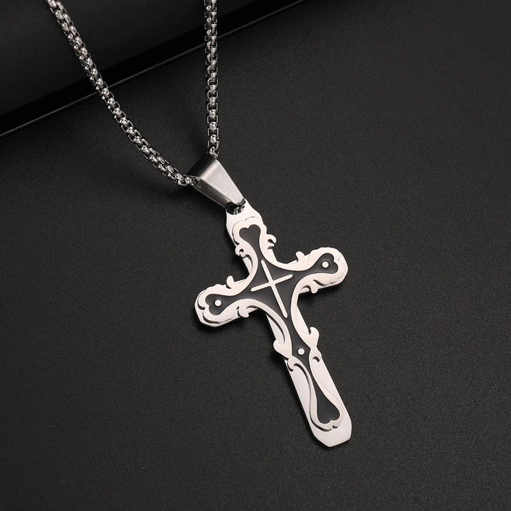 Baroque Cross Pendant Necklace silver/black