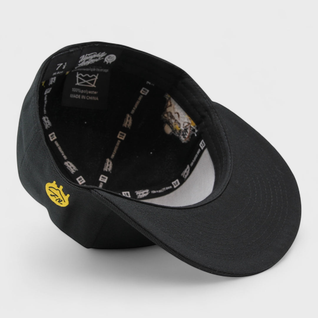 Naughty League Texas Beaver Hunters Letter Logo fitted black/yellow - Shop-Tetuan