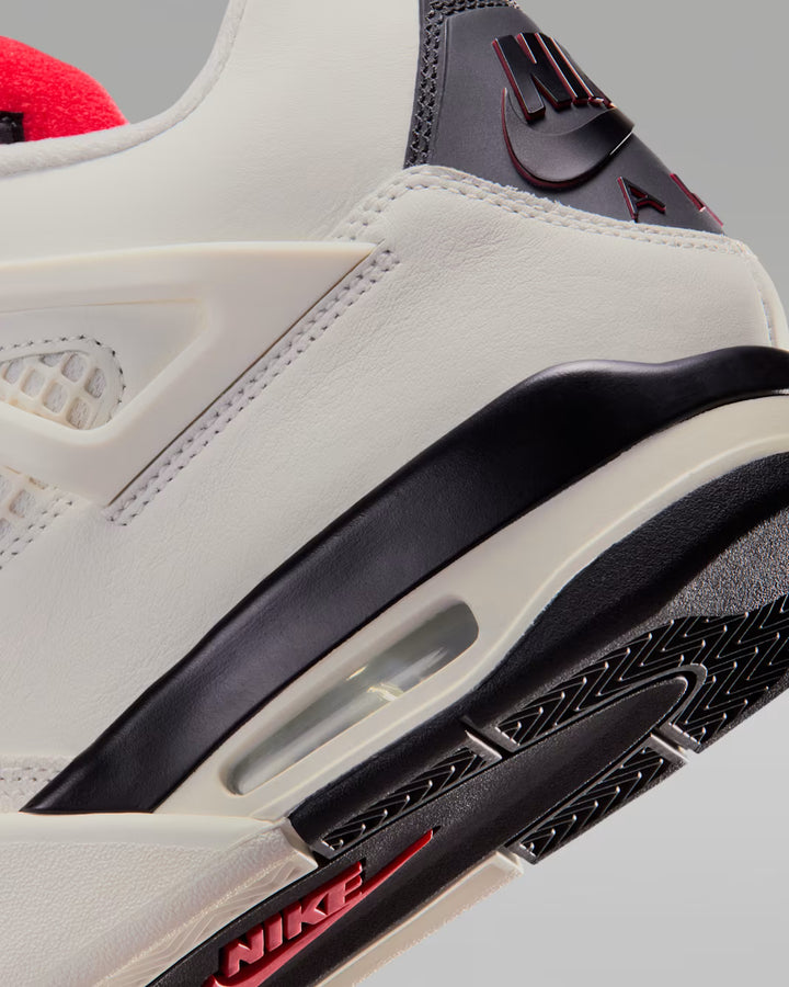 Air Jordan 4 Retro OG 'Flight Club' sail/black-university red - Shop-Tetuan