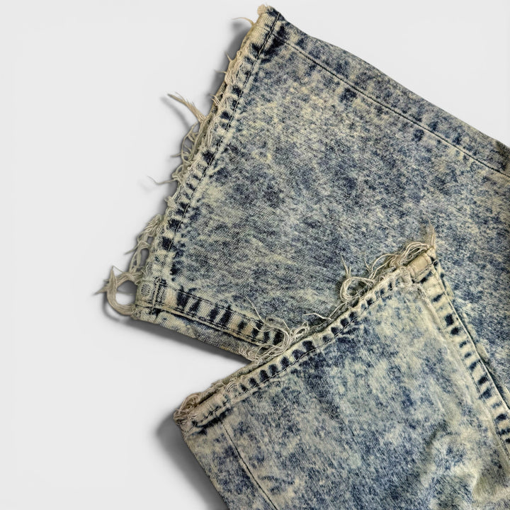 True Religion Straight Flap Jeans distressed denim 36 - Shop-Tetuan