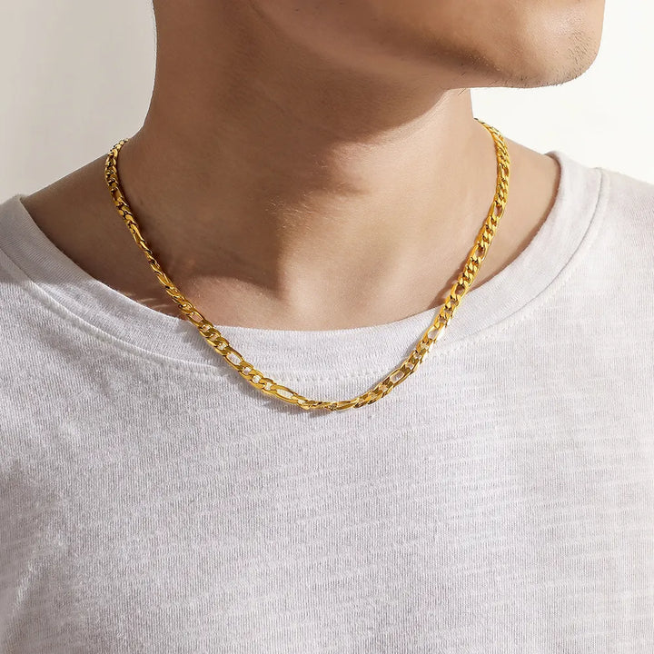 Small and Large Links Chain Necklace gold