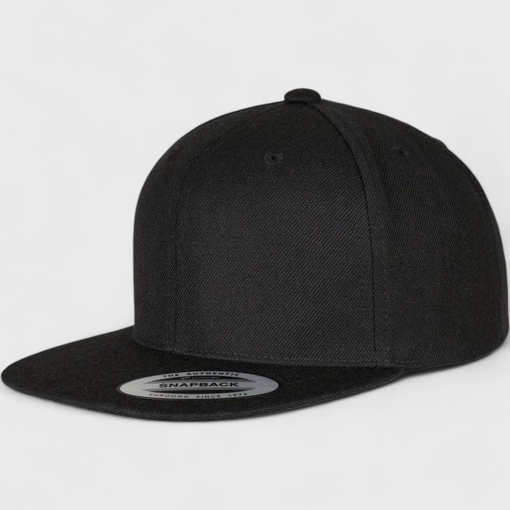 The Classics Yupoong snapback black - Shop-Tetuan