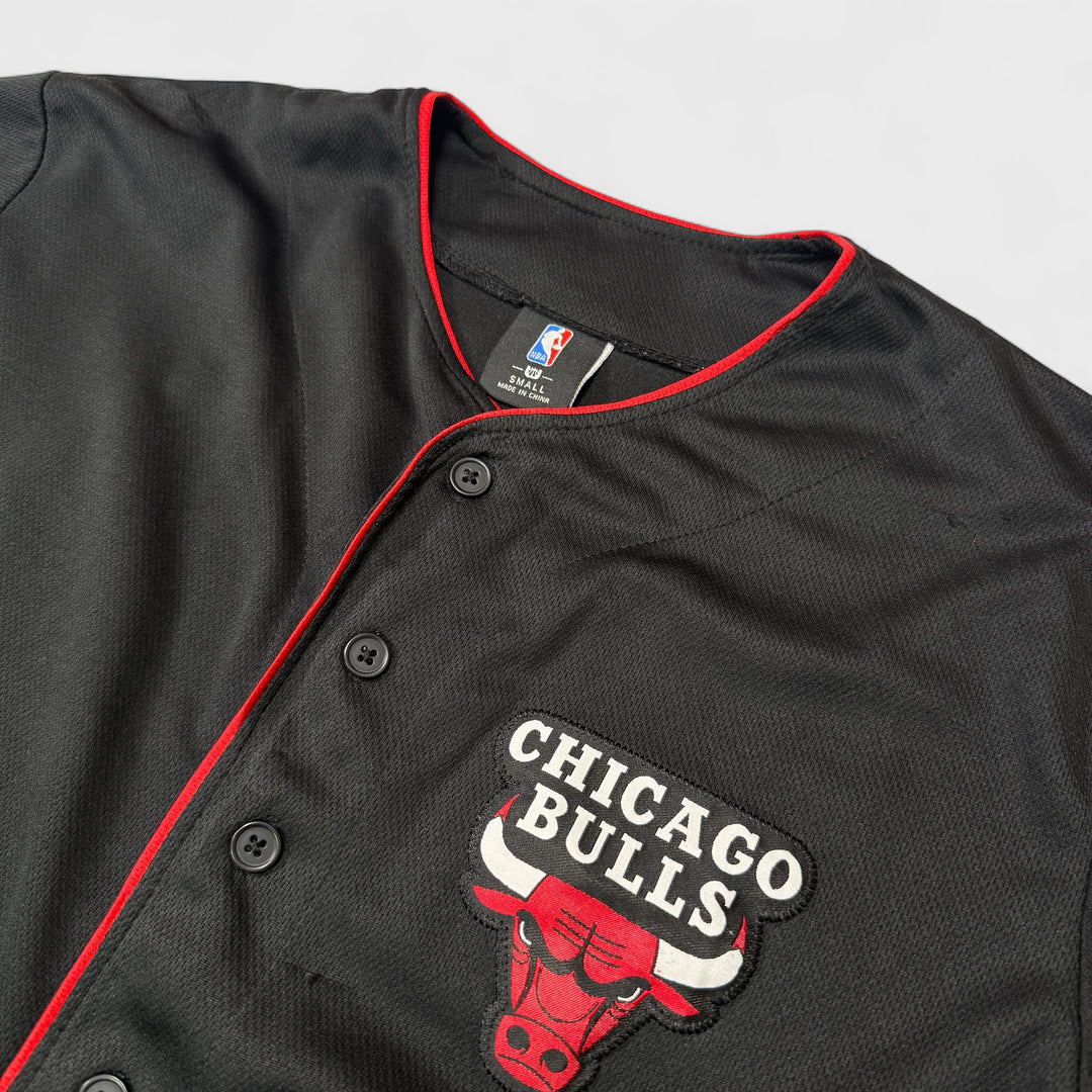 NBA Apparel Chicago Bulls Baseball Jersey black S - Shop-Tetuan
