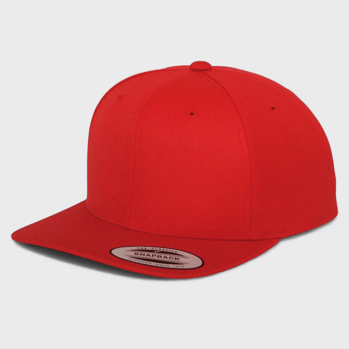 The Classics Yupoong snapback red