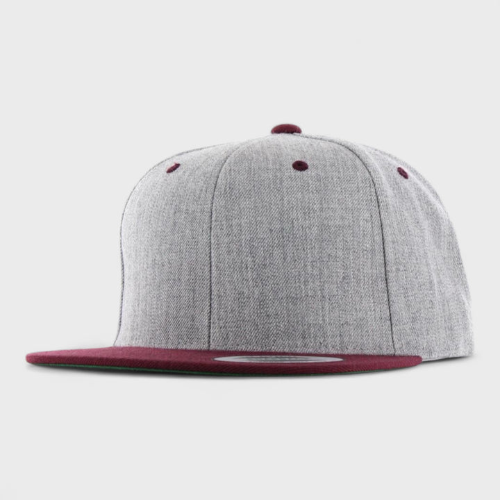 The Classics Yupoong 2-Tone snapback hgy/mar