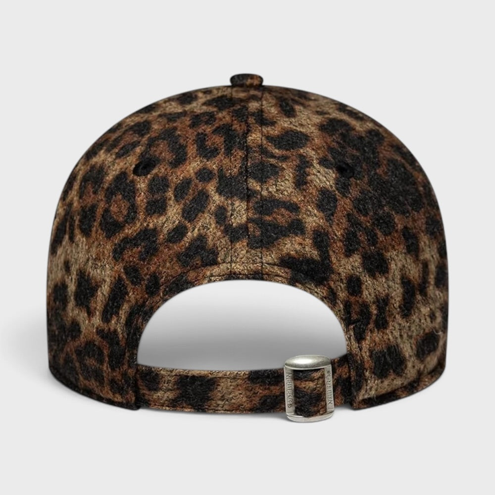 New Era MLB Cosy Leopard NY Yankees 9Forty brown