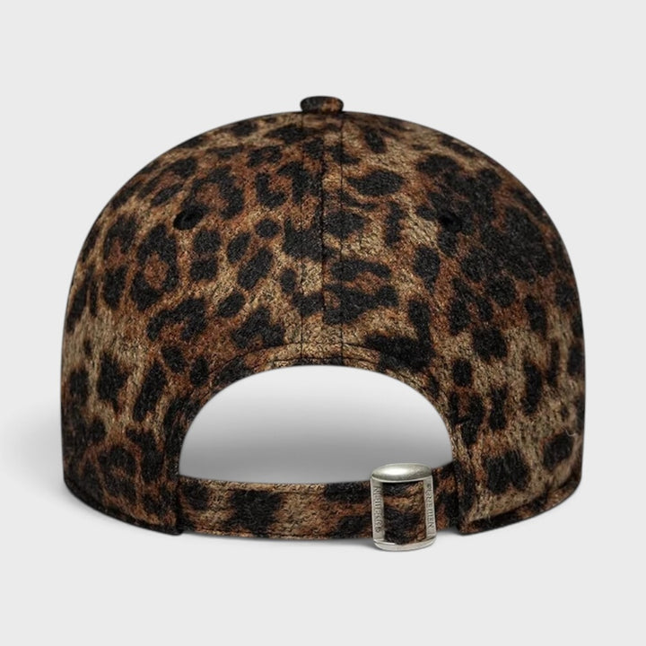 New Era MLB Cosy Leopard NY Yankees 9Forty brown
