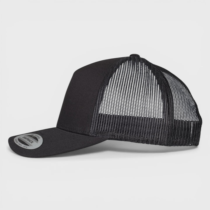 The Classics Yupoong 5-panel Retro Trucker cap black - Shop-Tetuan