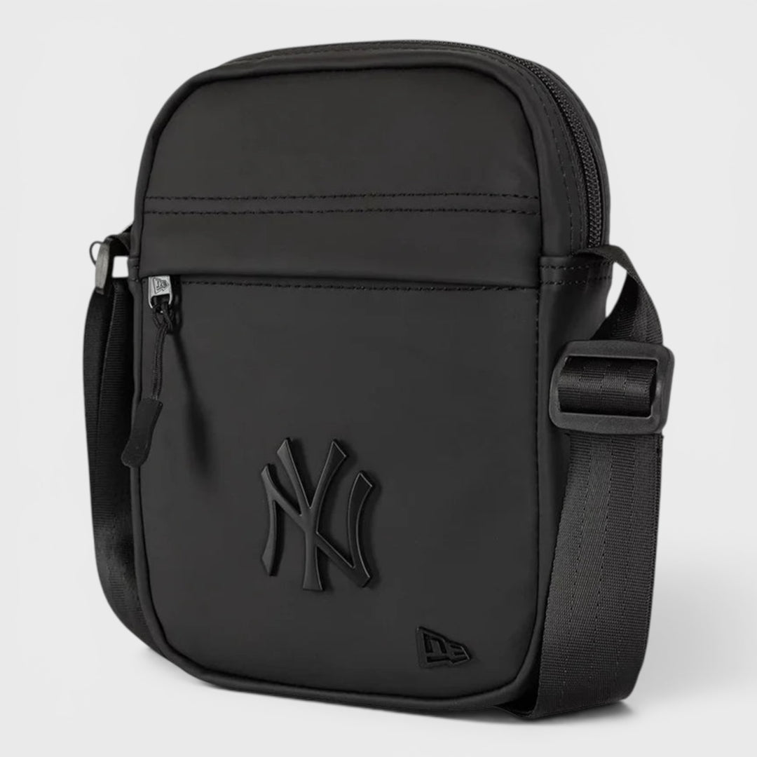 New Era MLB Matte PU Side Bag NY Yankees black - Shop-Tetuan