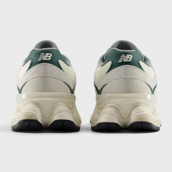 New Balance 90607 off white/green