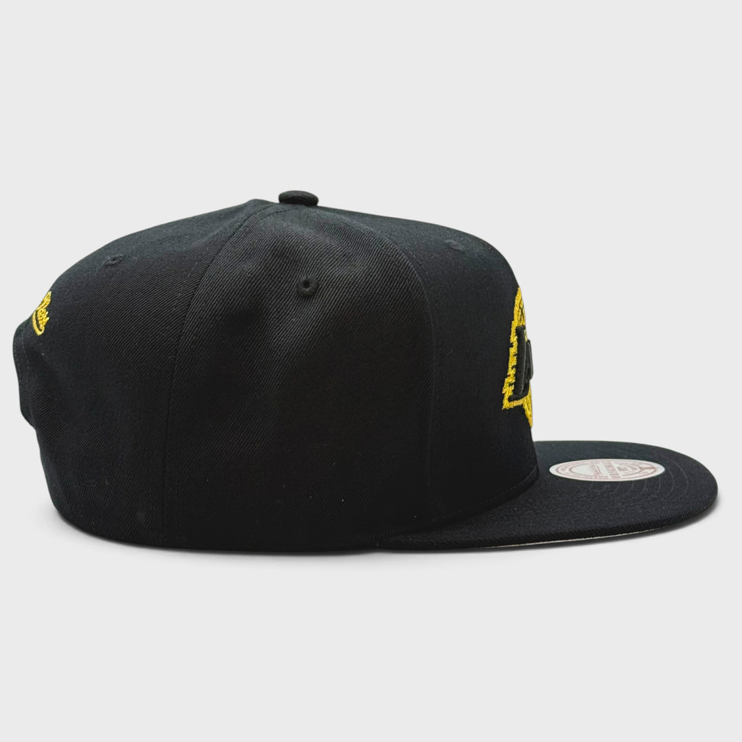 Mitchell &amp; Ness NBA Black and Gold Snapback LA Lakers