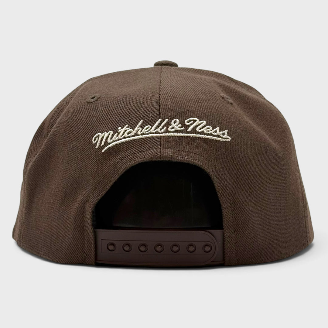 Mitchell &amp; Ness NBA Brown and Cream Snapback C Bulls