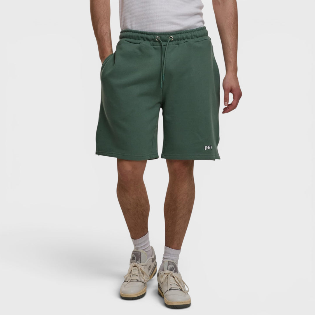 DEF PLAIN Shorts green