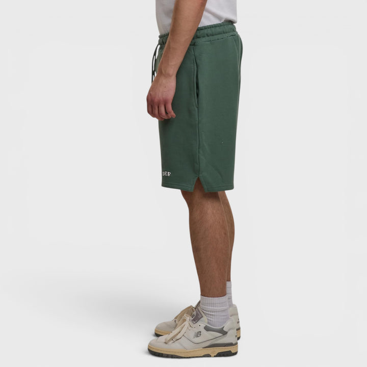 DEF PLAIN Shorts green