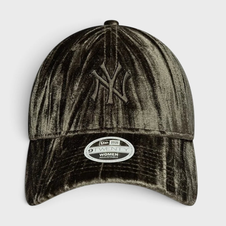 New Era MLB Velour 9Twenty NY Yankees green