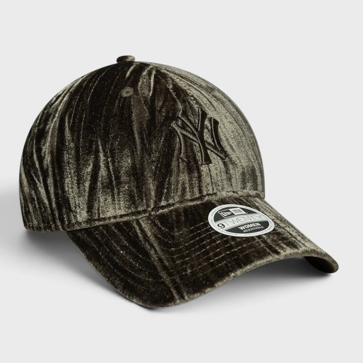 New Era MLB Velour 9Twenty NY Yankees green